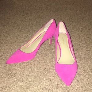 Magenta heels